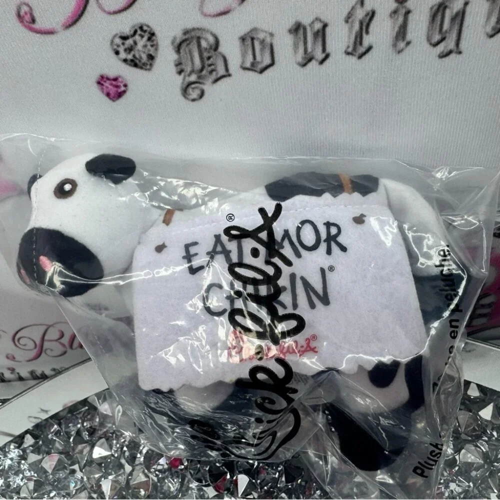 Chick-fil-A Cow Plush Toy eat mor chikin cow brand new funny humor toy cow 🐮